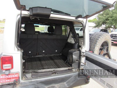 2012 Jeep Wrangler Unlimited Unlimited Sahara