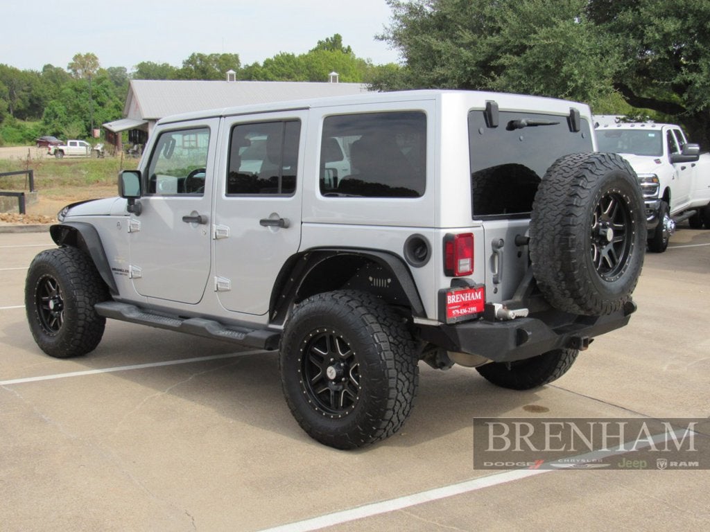 2012 Jeep Wrangler Unlimited Unlimited Sahara