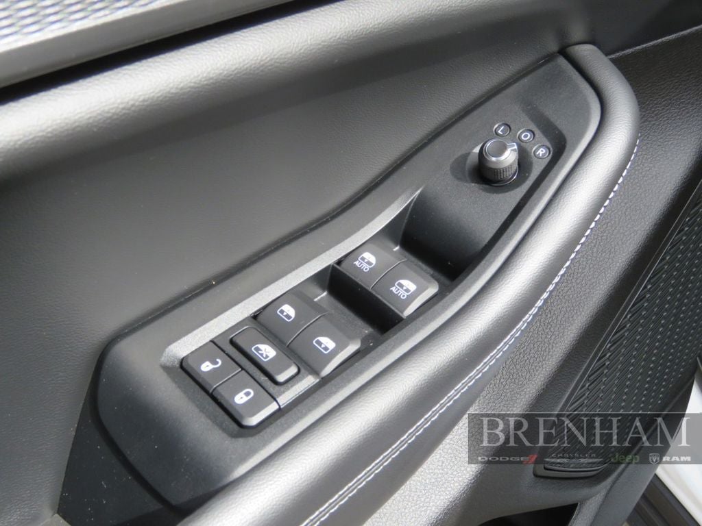 2023 Jeep Grand Cherokee Altitude 4x2