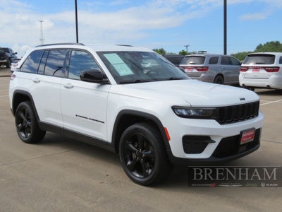 2023 Jeep Grand Cherokee Altitude 4x2