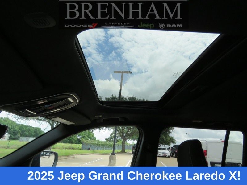 2025 Jeep Grand Cherokee GRAND CHEROKEE LAREDO X 4X2