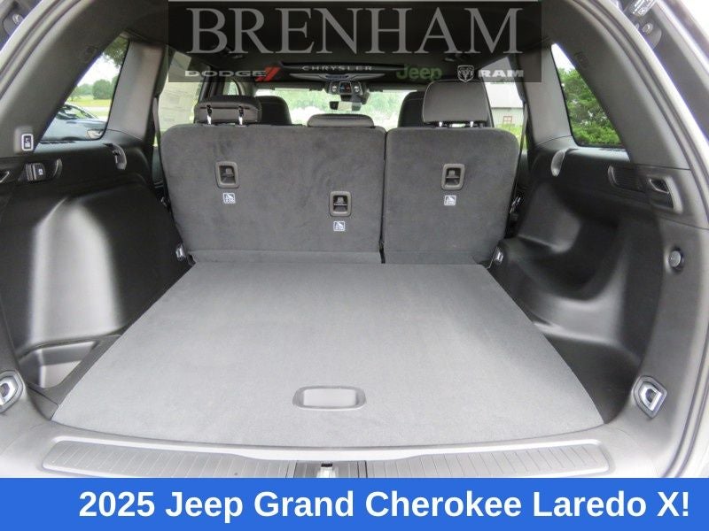 2025 Jeep Grand Cherokee GRAND CHEROKEE LAREDO X 4X2