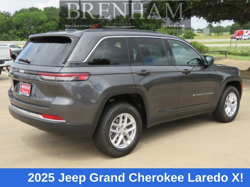 2025 Jeep Grand Cherokee GRAND CHEROKEE LAREDO X 4X2