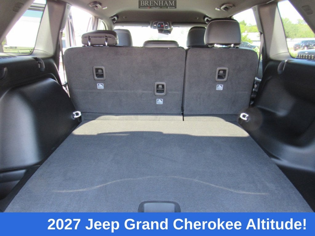 2027 Jeep Grand Cherokee Altitude