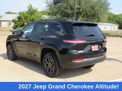 2027 Jeep Grand Cherokee Laredo Altitude