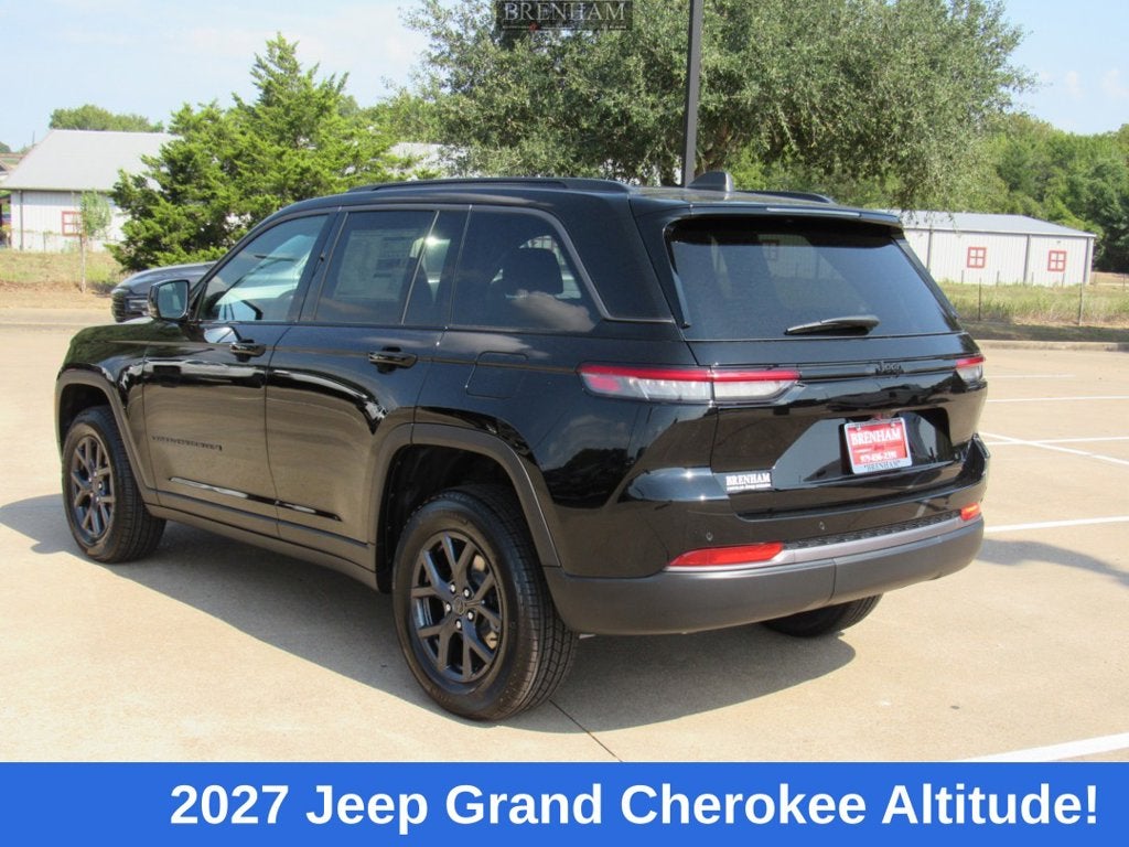 2027 Jeep Grand Cherokee Laredo Altitude