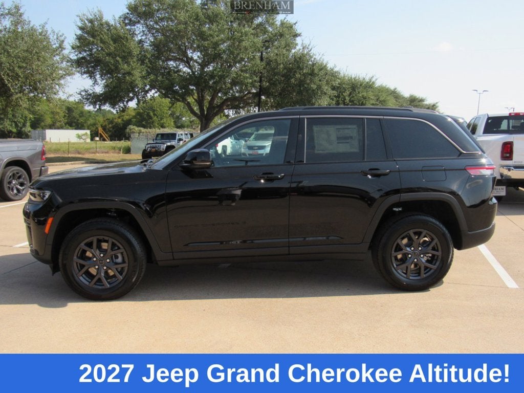 2027 Jeep Grand Cherokee Laredo Altitude