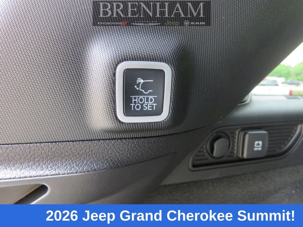 2026 Jeep Grand Cherokee GRAND CHEROKEE SUMMIT 4X4