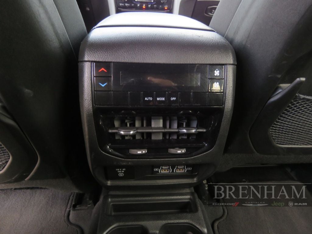 2023 Jeep Grand Cherokee L Altitude 4x2