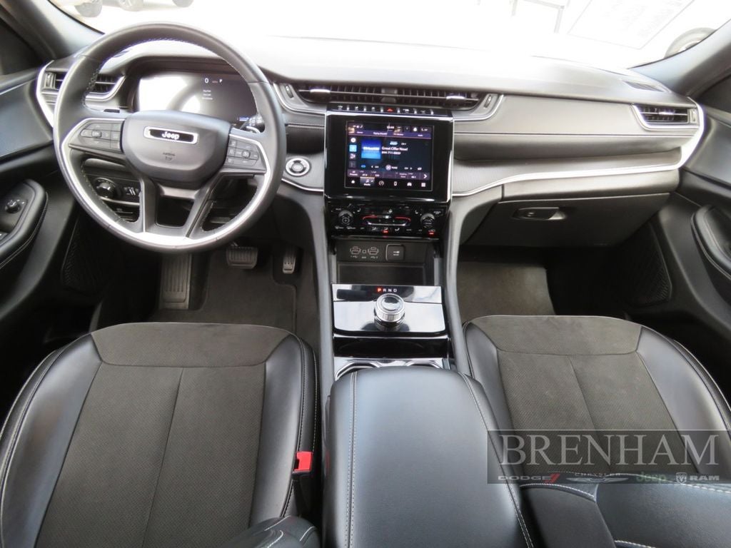 2023 Jeep Grand Cherokee L Altitude 4x2
