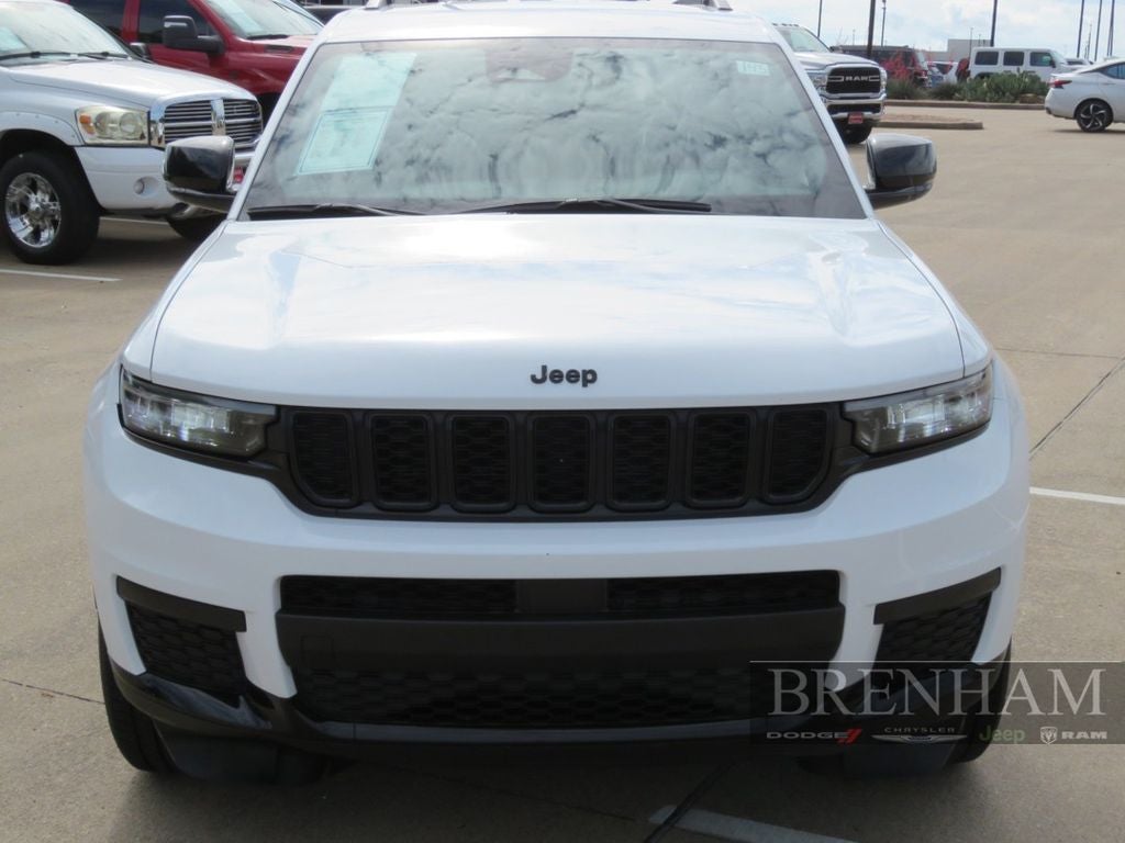 2023 Jeep Grand Cherokee L Altitude 4x2
