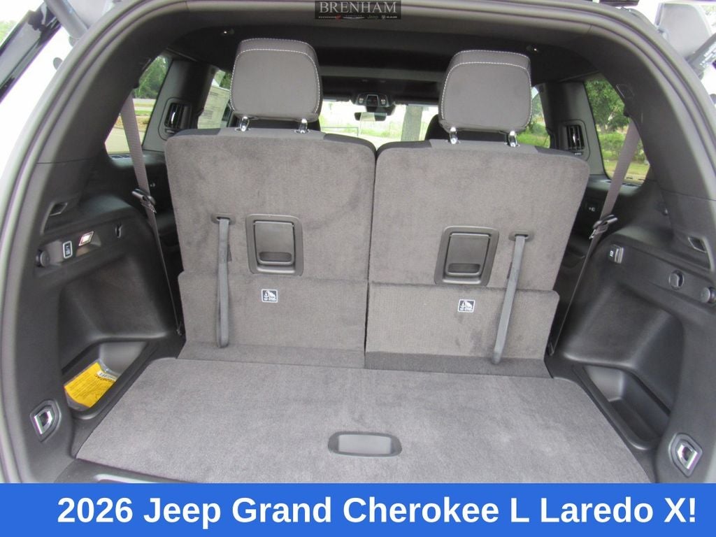 2026 Jeep Grand Cherokee GRAND CHEROKEE L LAREDO X 4X4