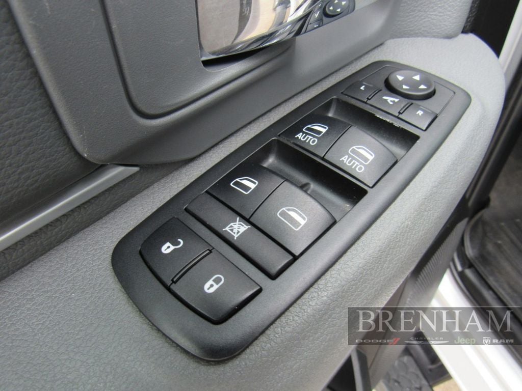 2019 RAM 1500 Classic Lone Star Crew Cab 4x4 5'7' Box