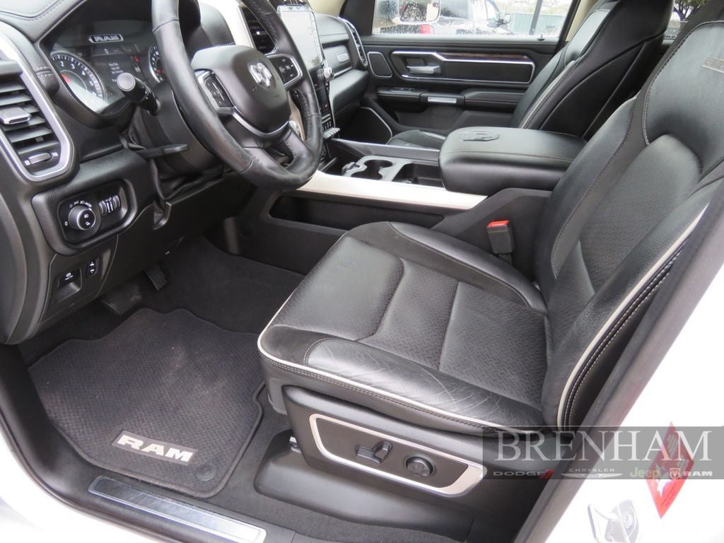 2019 RAM 1500 Laramie Crew Cab 4x2 5'7' Box