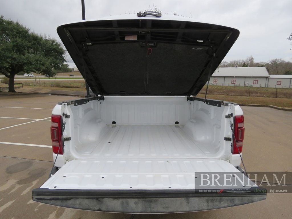 2019 RAM 1500 Laramie Crew Cab 4x2 5'7' Box