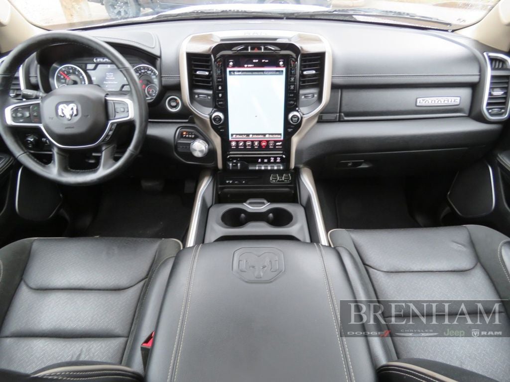 2019 RAM 1500 Laramie Crew Cab 4x2 5'7' Box