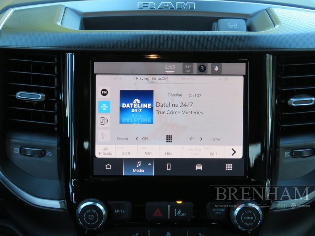 2026 RAM 1500 Lone Star Crew Cab 4x4 5'7' Box