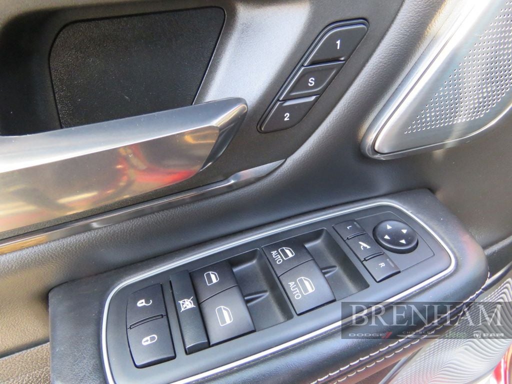 2021 RAM 1500 Limited Crew Cab 4x4 5'7' Box