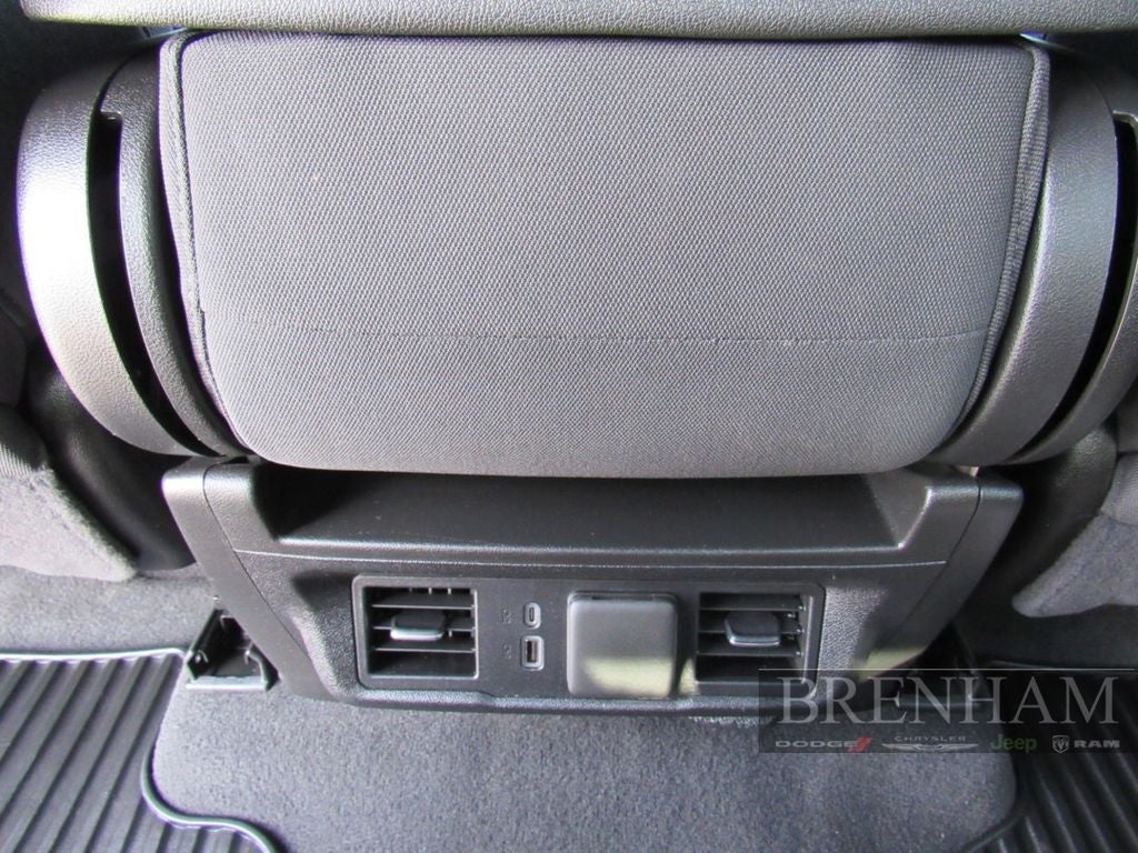 2025 Chevrolet Silverado 3500HD 4WD Crew Cab Long Bed LT