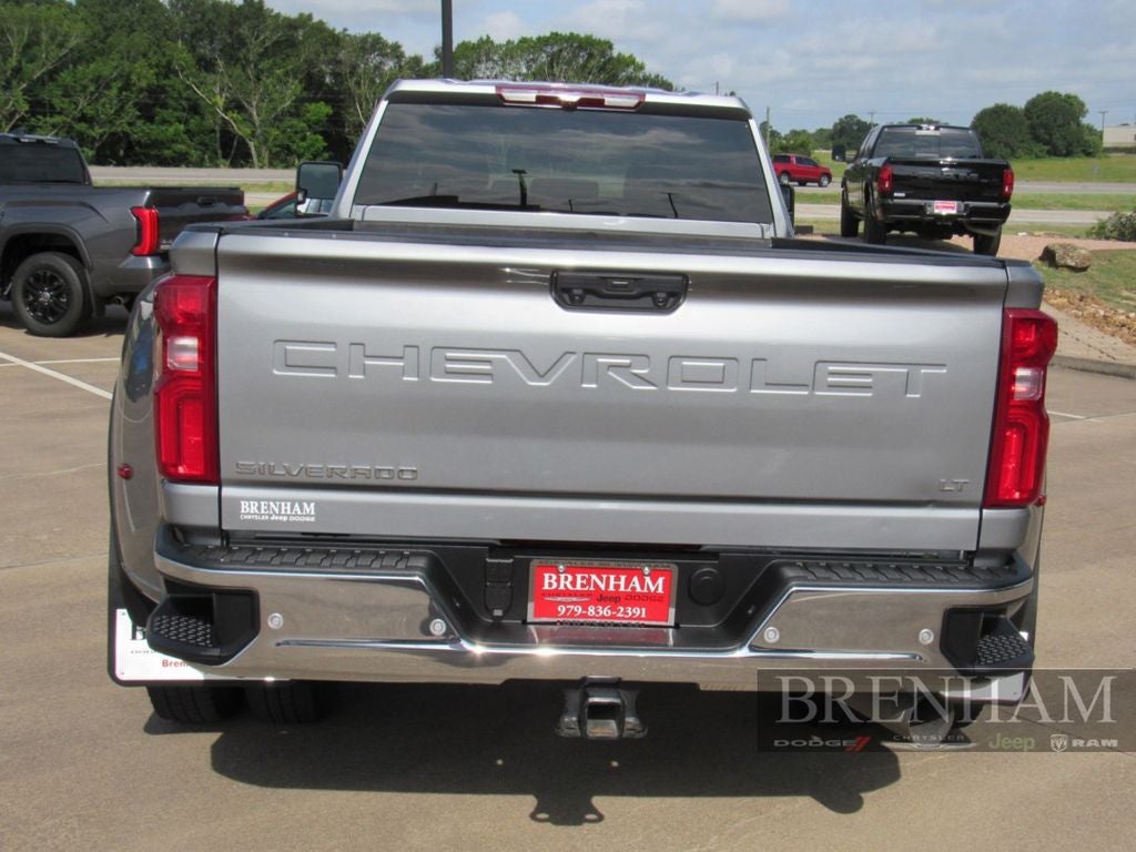 2025 Chevrolet Silverado 3500HD 4WD Crew Cab Long Bed LT