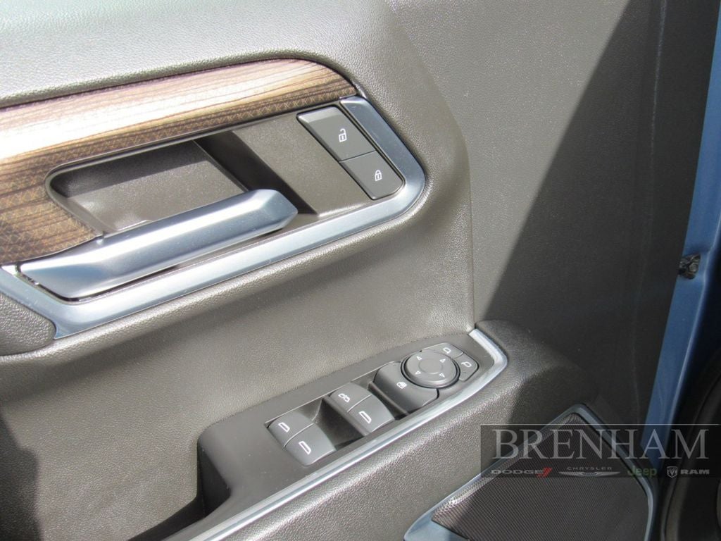2024 Chevrolet Silverado 1500 2WD Crew Cab Short Bed LT