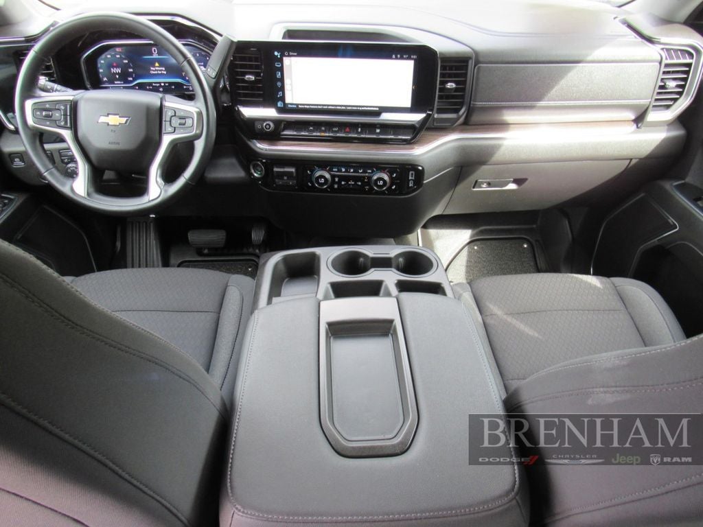 2024 Chevrolet Silverado 1500 2WD Crew Cab Short Bed LT