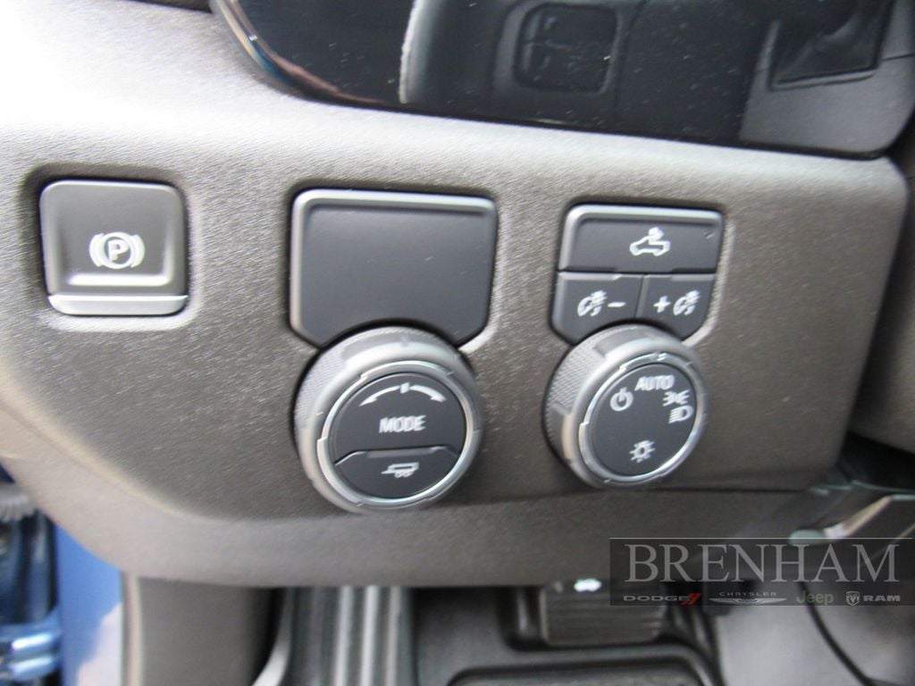 2024 Chevrolet Silverado 1500 2WD Crew Cab Short Bed LT