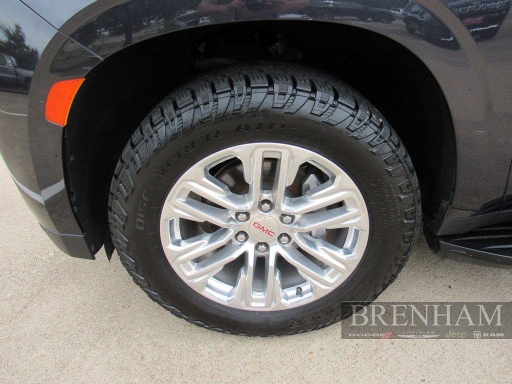 2023 GMC Yukon XL SLT