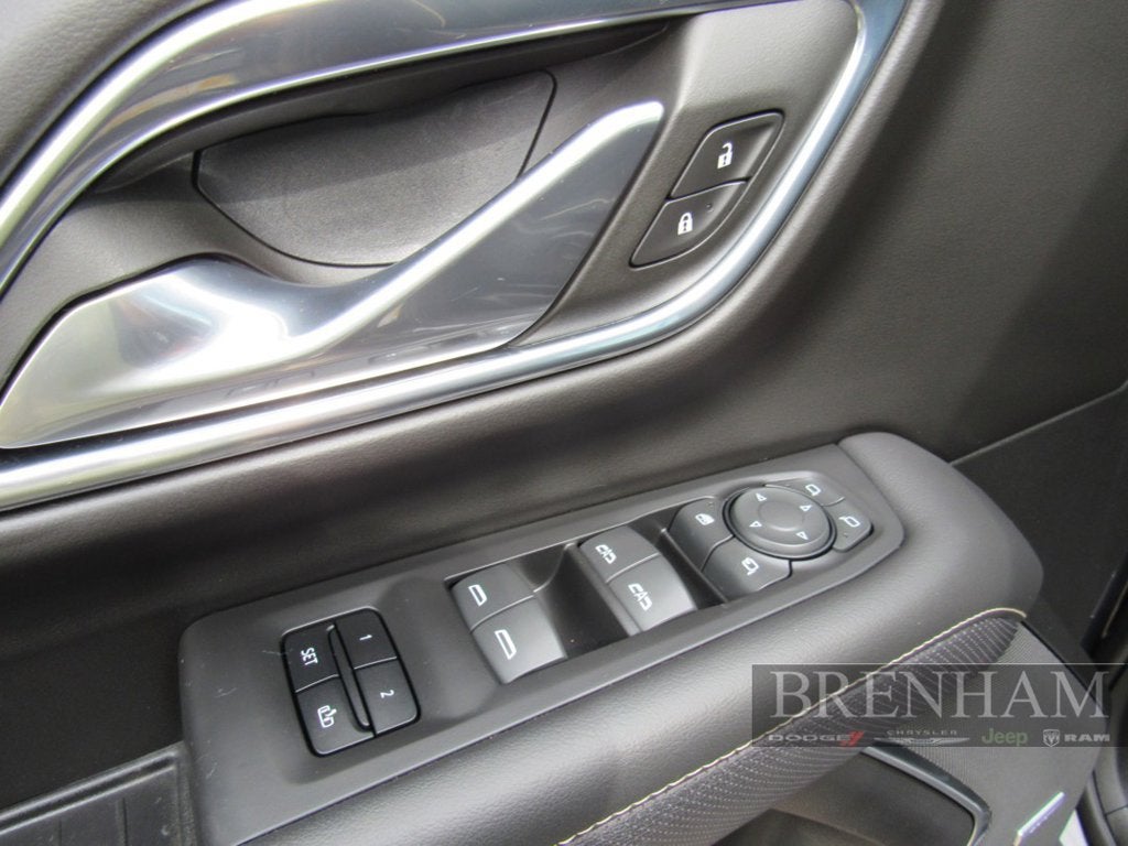 2023 GMC Yukon XL SLT