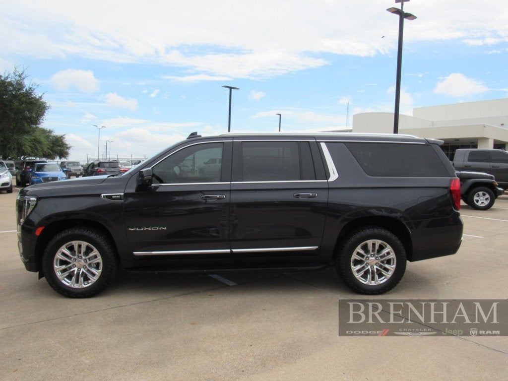 2023 GMC Yukon XL SLT