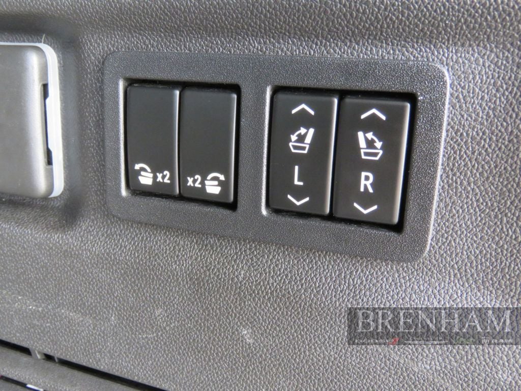 2021 GMC Yukon XL 4WD SLT