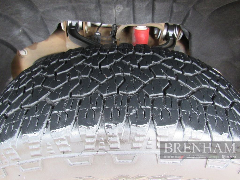 2025 GMC Sierra 2500HD 4WD Crew Cab Standard Bed AT4