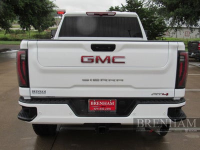 2025 GMC Sierra 2500HD 4WD Crew Cab Standard Bed AT4
