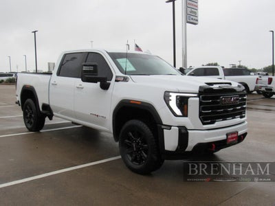2025 GMC Sierra 2500HD 4WD Crew Cab Standard Bed AT4