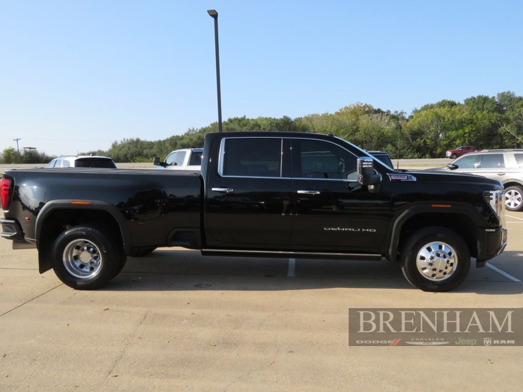 2025 GMC Sierra 3500HD 4WD Crew Cab Long Bed Denali