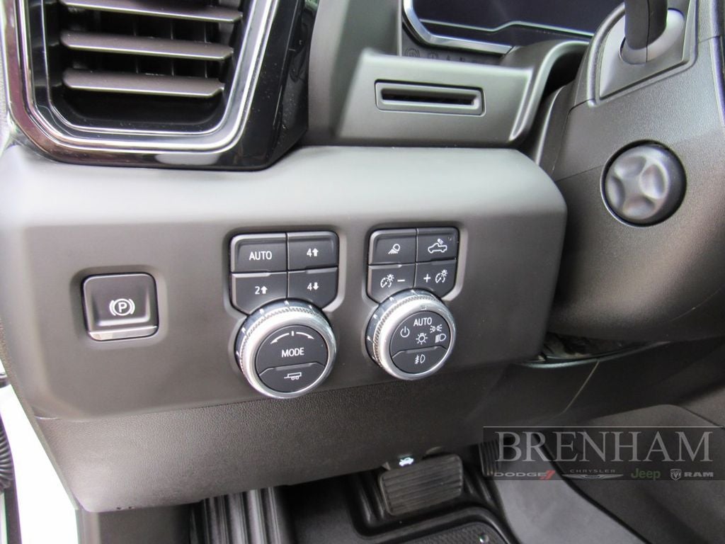 2025 GMC Sierra 1500 4WD Crew Cab Short Box AT4