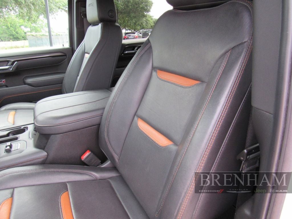 2025 GMC Sierra 1500 4WD Crew Cab Short Box AT4