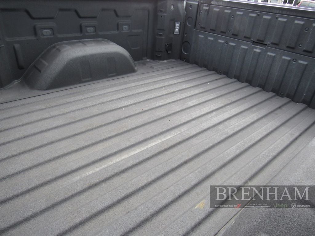 2025 GMC Sierra 1500 4WD Crew Cab Short Box AT4