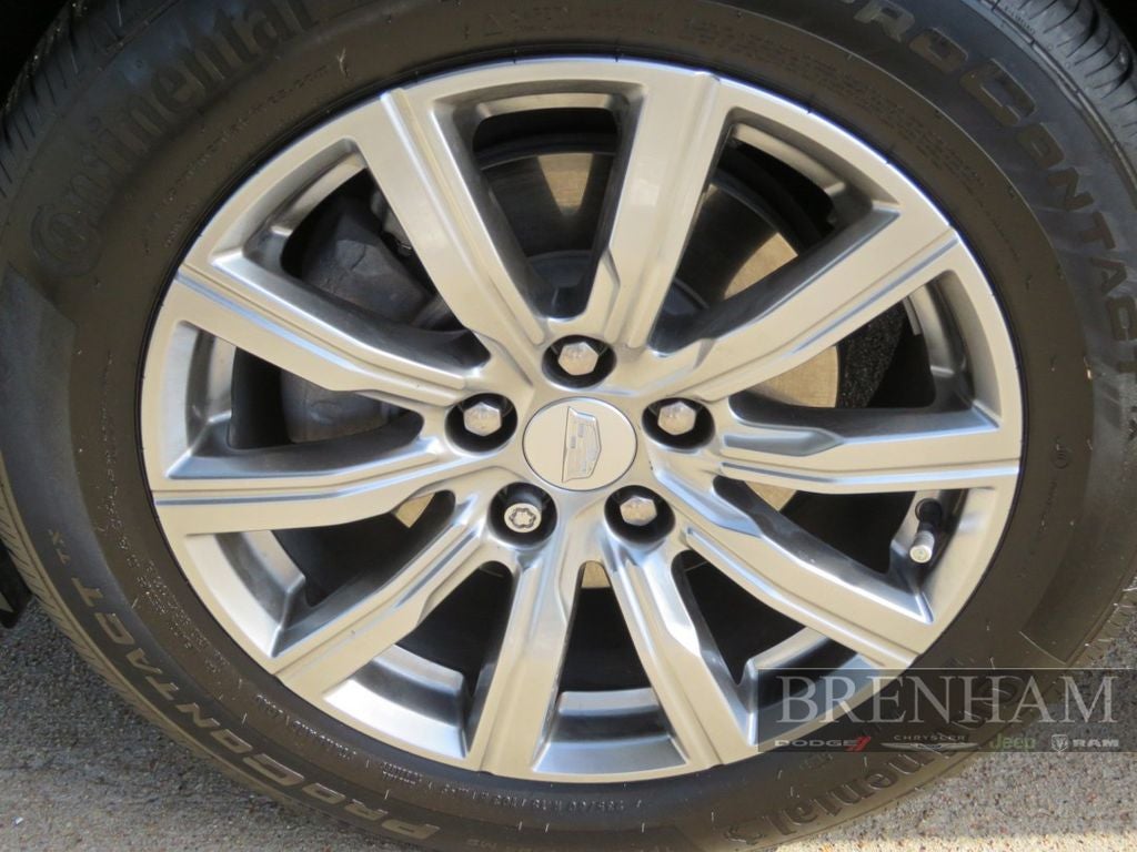 2022 Cadillac XT4 FWD Premium Luxury