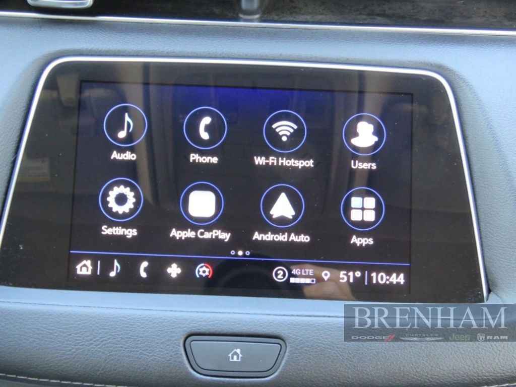 2022 Cadillac XT4 FWD Premium Luxury