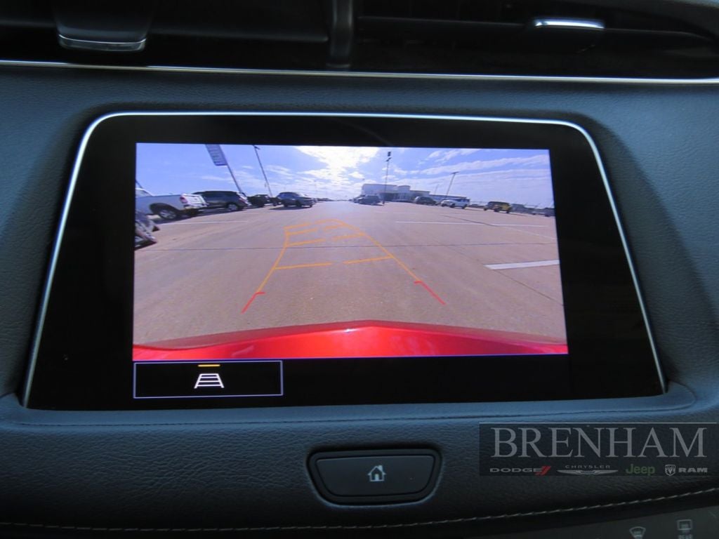 2022 Cadillac XT4 FWD Premium Luxury