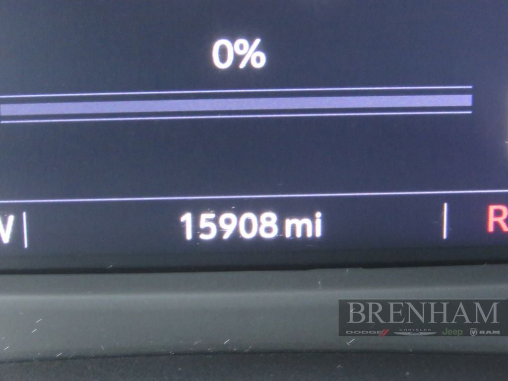 2022 Cadillac XT4 FWD Premium Luxury