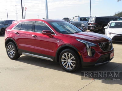 2022 Cadillac XT4 FWD Premium Luxury