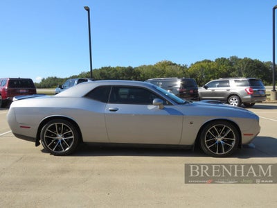 2016 Dodge Challenger 392 Hemi Scat Pack Shaker