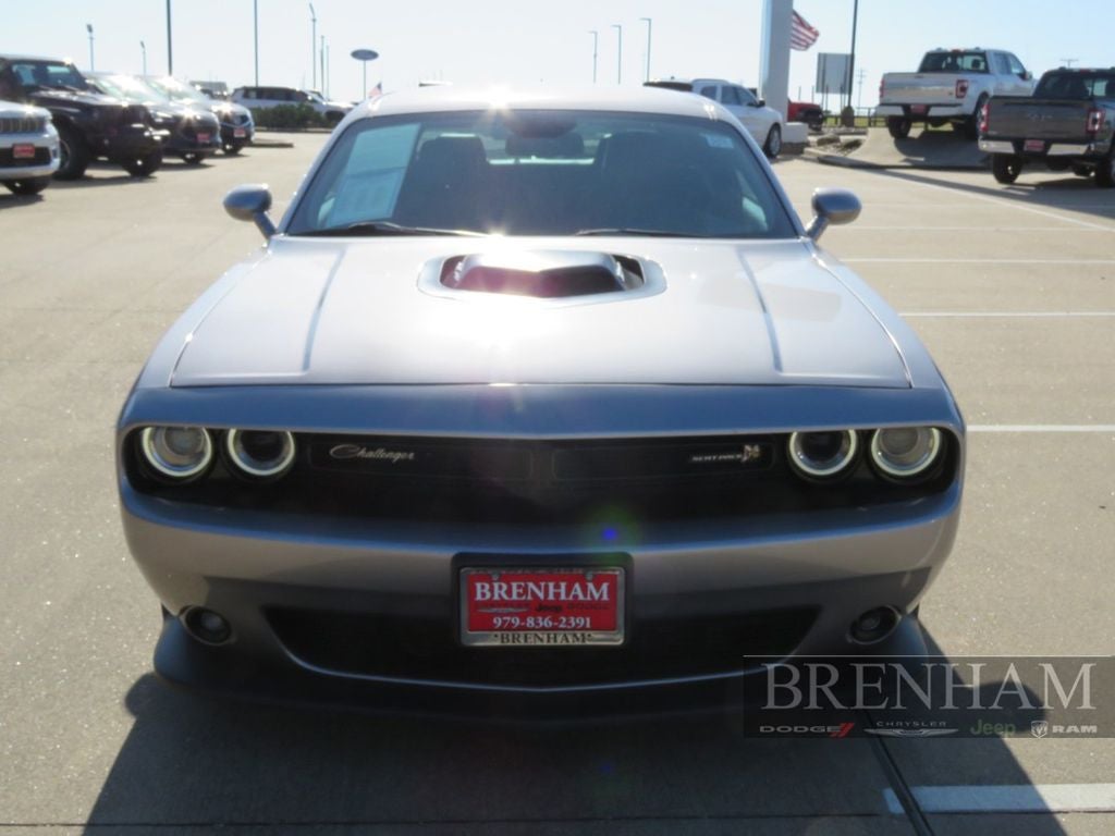 2016 Dodge Challenger 392 Hemi Scat Pack Shaker