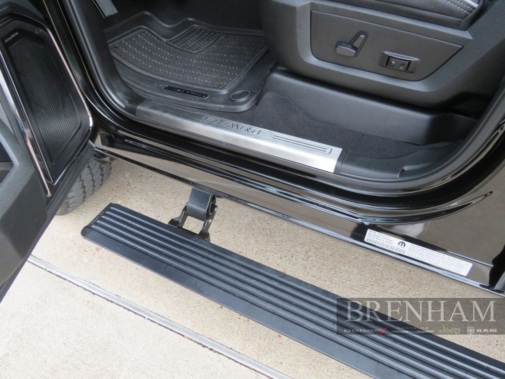 2026 RAM 2500 Limited Mega Cab 4x4 6'4' Box