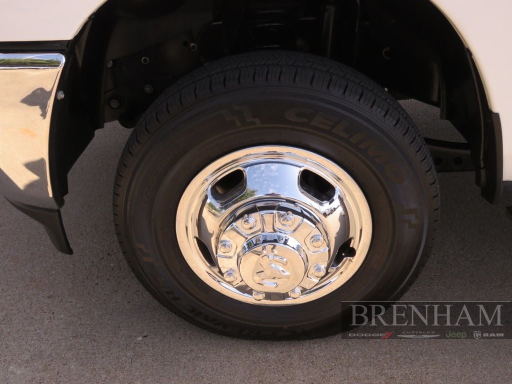 2024 RAM 3500 Big Horn Crew Cab 4x4 8' Box