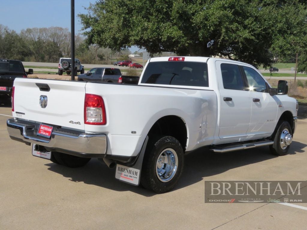 2024 RAM 3500 Big Horn Crew Cab 4x4 8' Box