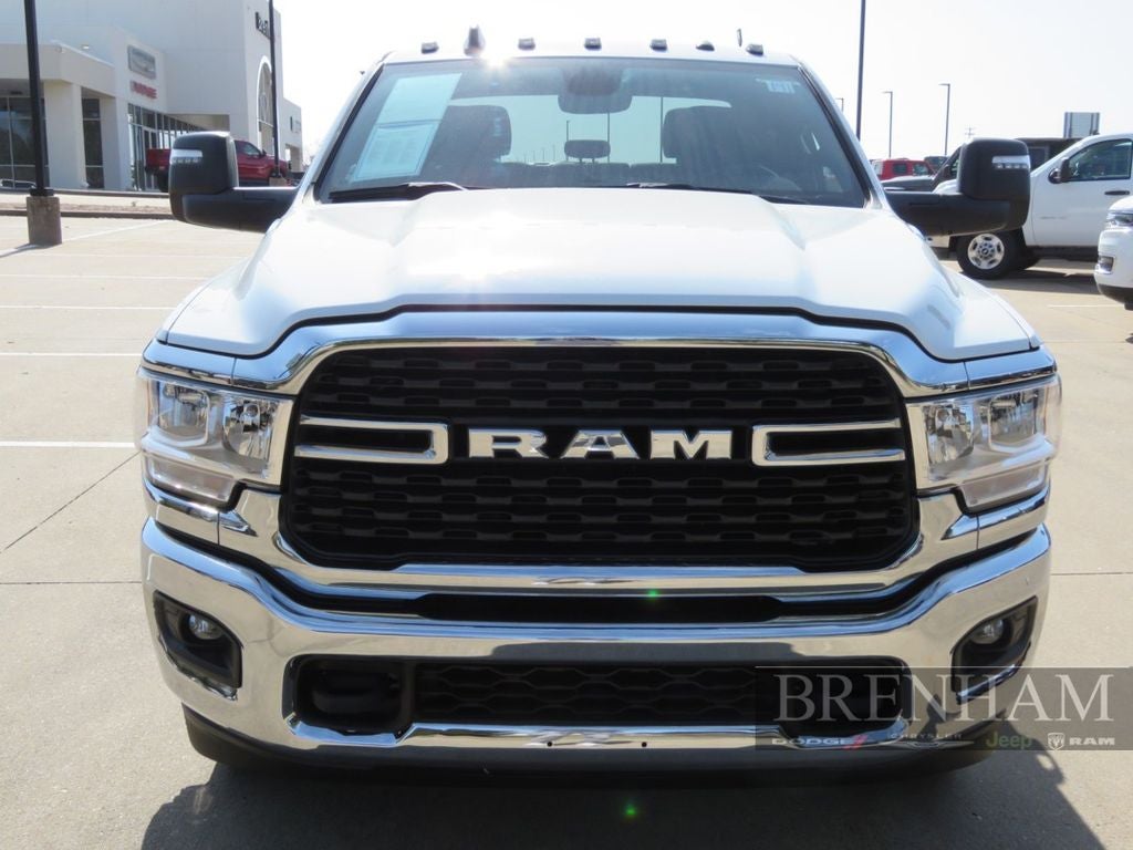 2024 RAM 3500 Big Horn Crew Cab 4x4 8' Box