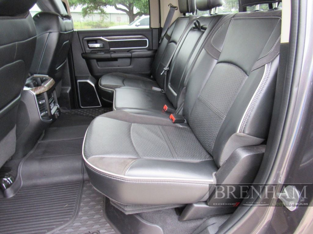 2021 RAM 3500 Laramie Crew Cab 4x4 8' Box